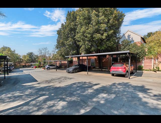 2 BEDROOM DUPLEX FOR SALE IN NORTH RIDING